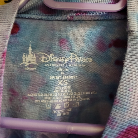 Xs Tie Dye Disneyland Spirit jersey - Picture 5 of 5